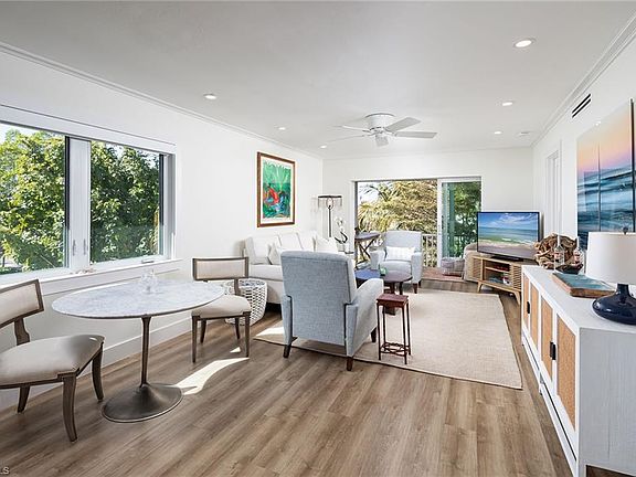 5th image of 333 4th AVE S #303