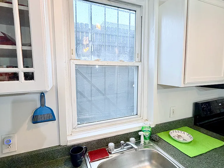 2812 W Girard Ave #1R — Photo 7