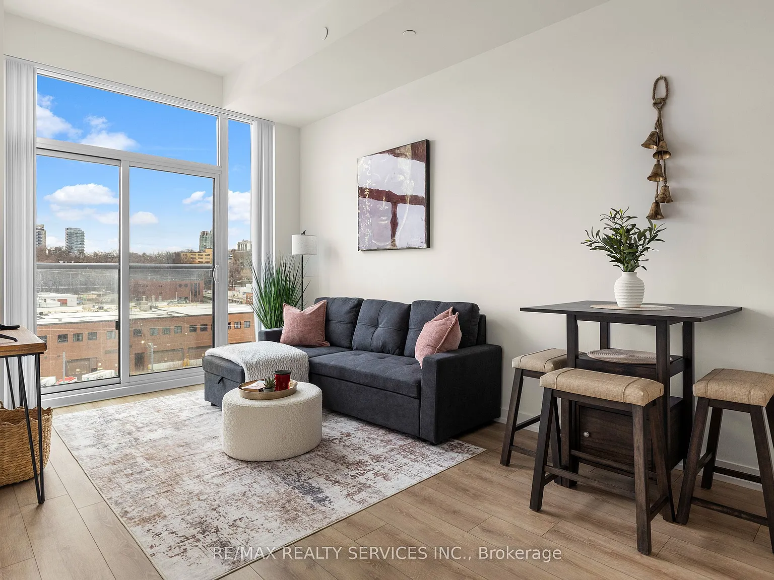 1 bed, $2,500 — Photo 3