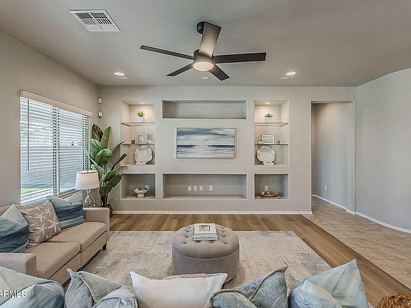 5th image of 5439 W SARATOGA Way