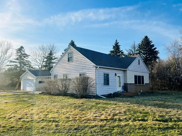 53007 140th St, Donnelly, MN 56235