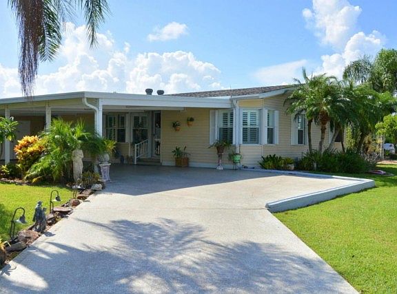 2nd image of 3825 Spatterdock Ln