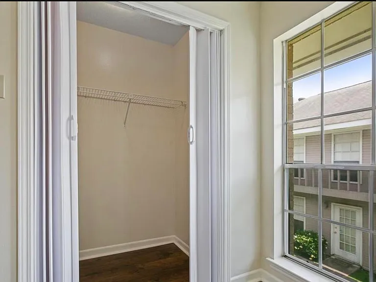 1757 Boulevard De Province #B — Photo 7