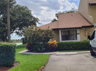 310 SW 96th Ter #310, Hollywood, FL 33025