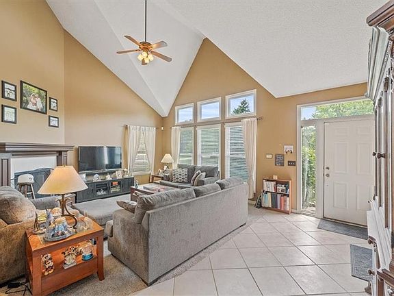 3rd image of 21712 W 54th St