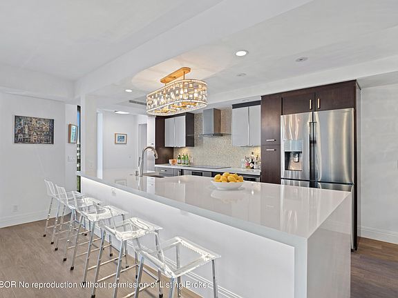 3rd image of 2778 S Ocean Blvd