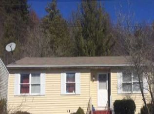 44 Sheffield Ter, Waterbury, CT 06704