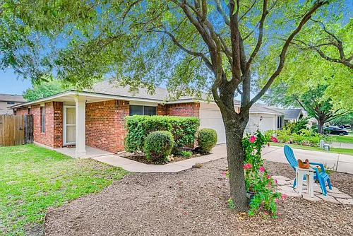 2015 Buckley Ln Photo 1