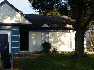 2111 Shadypoint Ln, Brandon, FL 33510