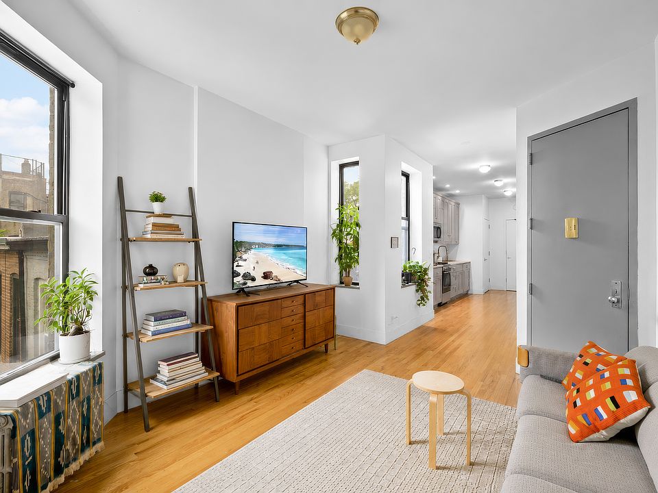 1st image of 252 Prospect Pl APT 4R