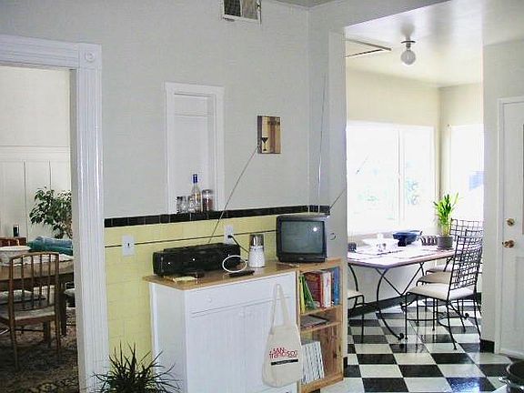 5th image of 3014 Steiner St