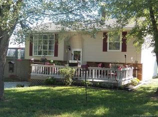 1605 Pleasant Grove Rd SW, Mauckport, IN 47142