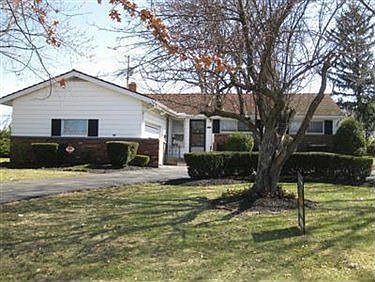 1st image of 2635 Deptford Dr