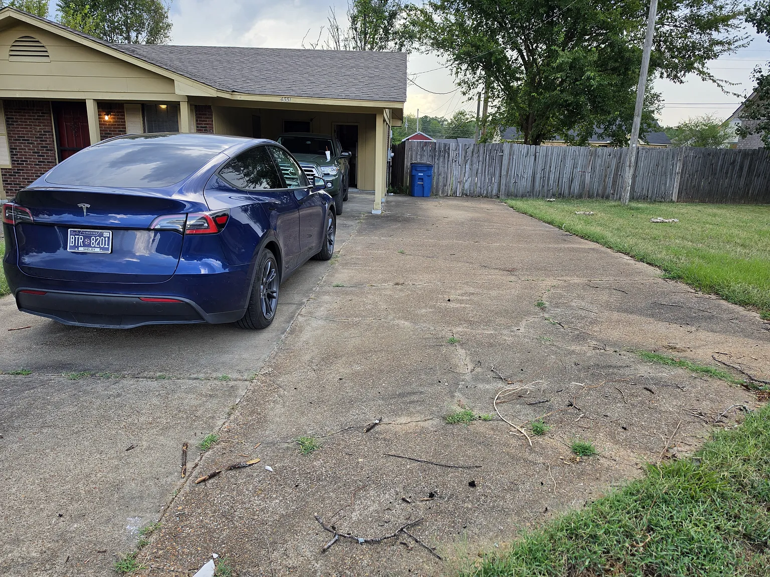 3 bed, 1.5 bath, 1350 sqft, $1,550 — Photo 3