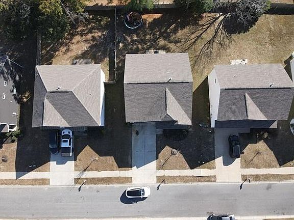 3rd image of 1749 Smalls Dr
