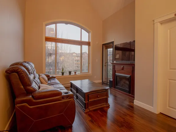 8328 207a St #407, Langley, BC V2Y 0K5