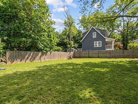 3rd image of 143 Wright St