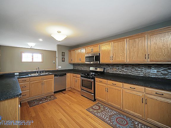5th image of 21338 Windy Hill Dr