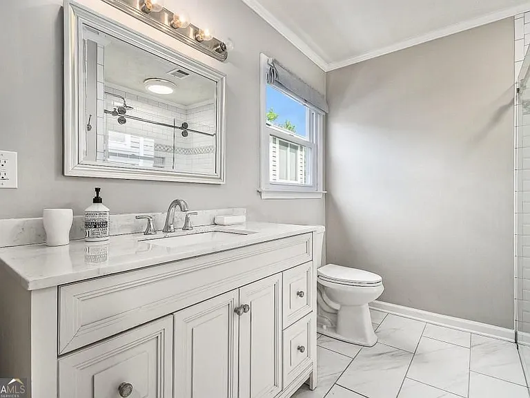 1118 Capital Club Cir — Photo 20