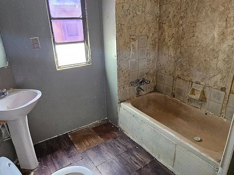 3870 E Benson Hwy #20 — Photo 5