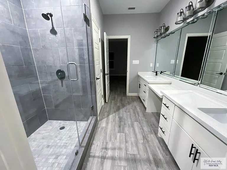 9649 Lake Concordia Ct — Photo 14