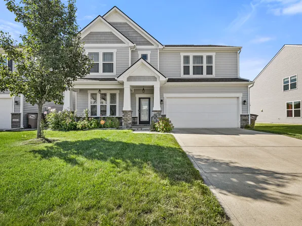 2361 Creek Bank Dr, Columbus, IN 47201