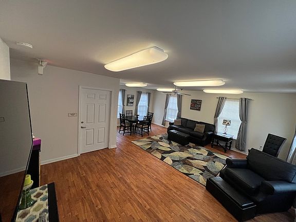 5th image of 226 Wilson St NW #17