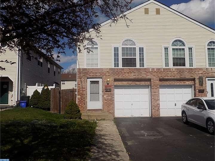 2nd image of 4813 Arendell Ave