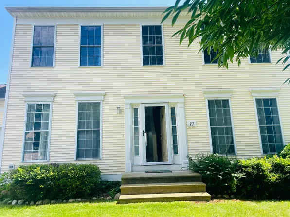 27 Tum A Lum Cir, Westerly, RI 02891