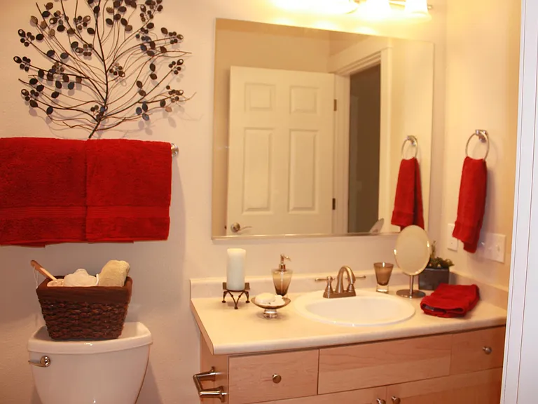 25025 SE Klahanie Blvd #G202 — Photo 10