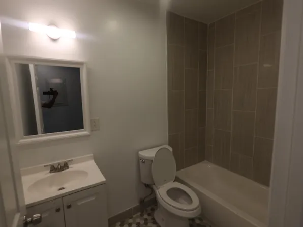 4645 Hillside Rd SE, Washington, DC