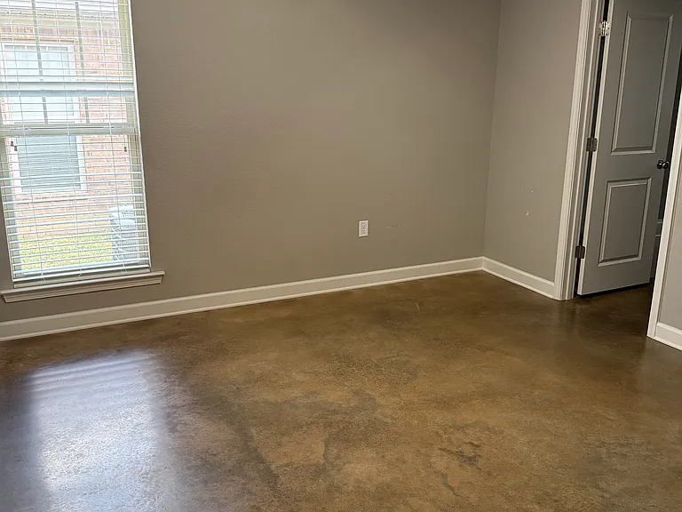 1800 Village Commons Dr #B — Photo 7
