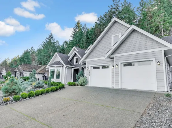 2606 Andover Rd, Nanoose Bay, BC V9P 9G8