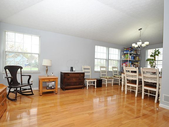 3rd image of 5332 Saddlebrook Dr