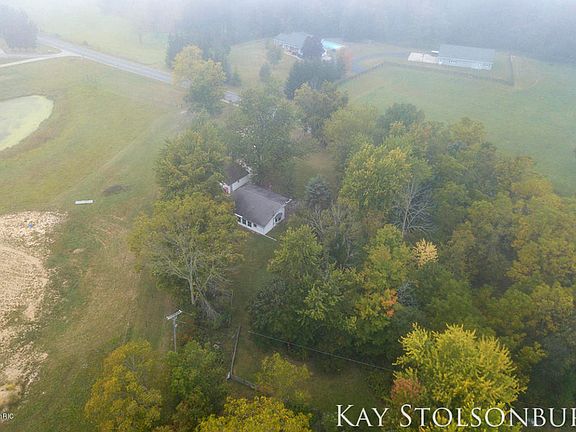 3rd image of 4675 Cedar Creek Rd