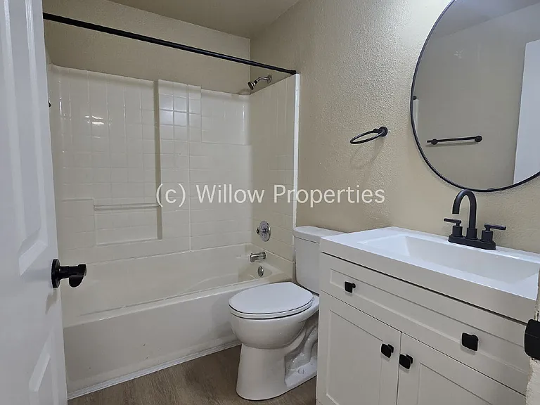 12020 Edgewood Ave SW #1 — Photo 6