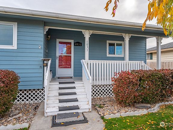 2nd image of 1031 W Gary Street