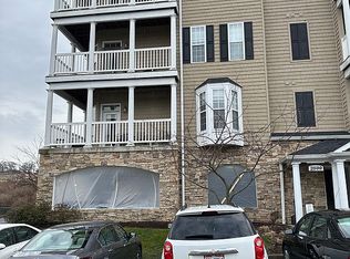 2817 Suncrest Village Cir, Morgantown, WV 26505