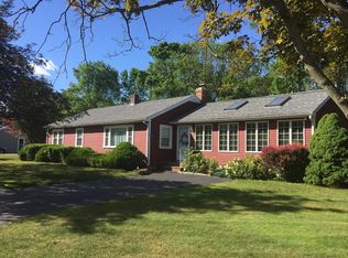11 Cranton Ave, Groveland, MA 01834