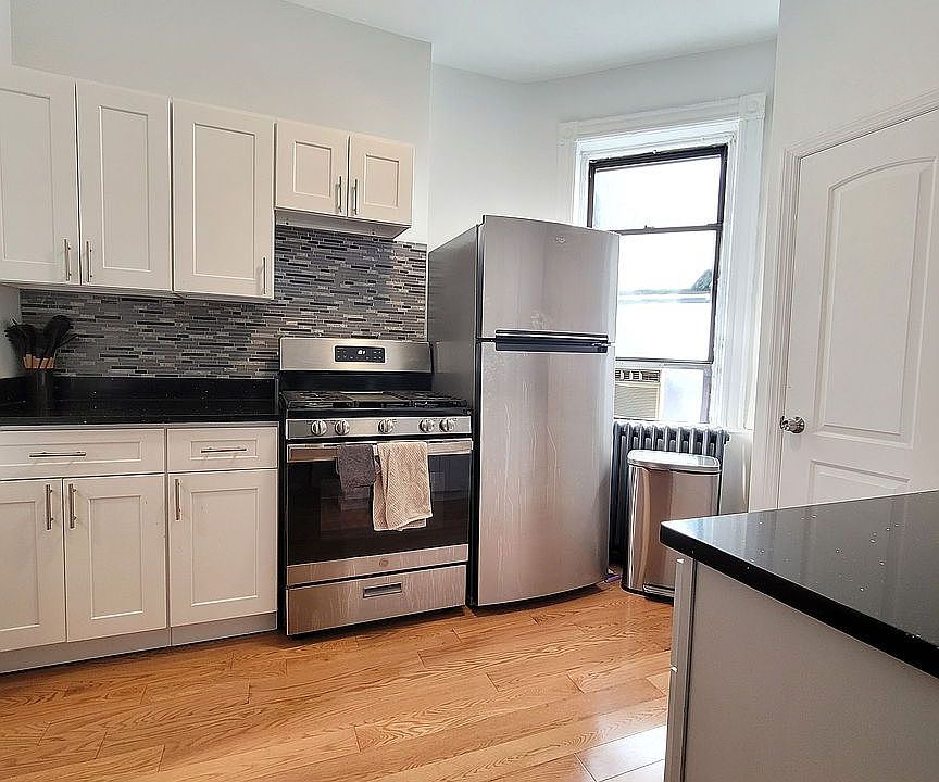 1st image of 312 E 9th St APT 16