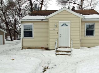 112 2nd St S, Evansville, MN 56326