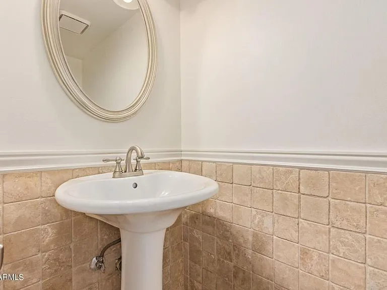 6937 E Osborn Rd #D — Photo 11