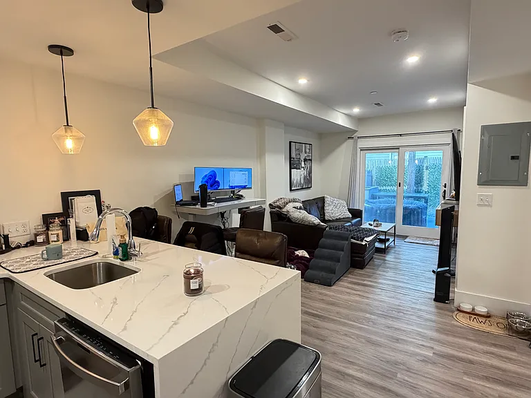 9 Douglas St #1 — Photo 9