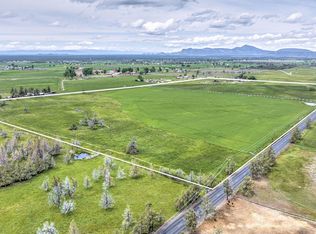 6261 SW Copley Rd, Powell Butte, OR 97753