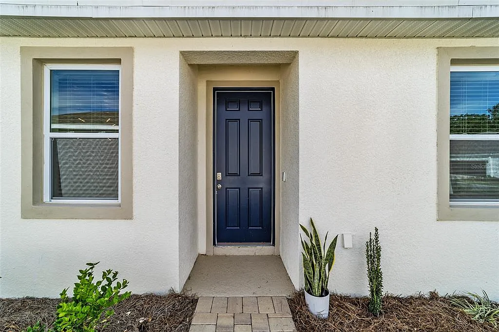 3 bed, 2.0 bath, 1565 sqft, $2,550 — Photo 2