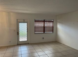 1084 Guildford East 1084, Boca Raton, FL 33434