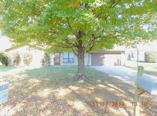 10112 Fairway Ridge Rd, Charlotte, NC 28277