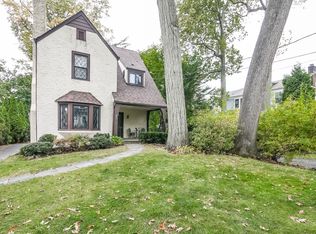 25 Hamilton Rd, Scarsdale, NY 10583