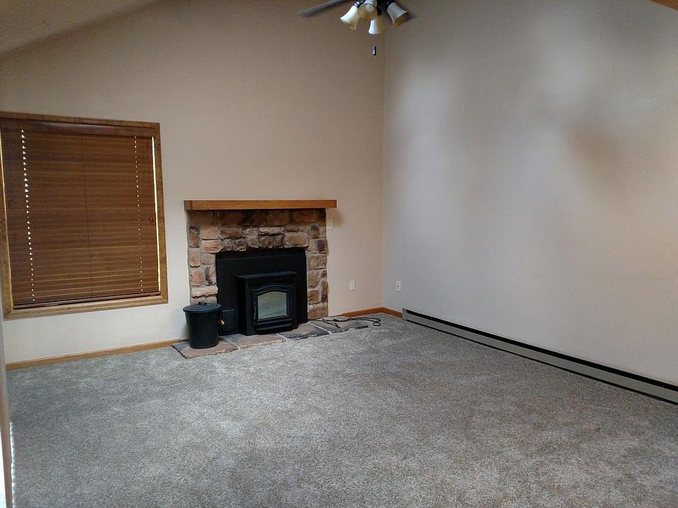 2nd image of 6331 Buckboard Rd
