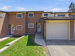 11 Queenslea Dr #154, Hamilton, ON L8W 1T7